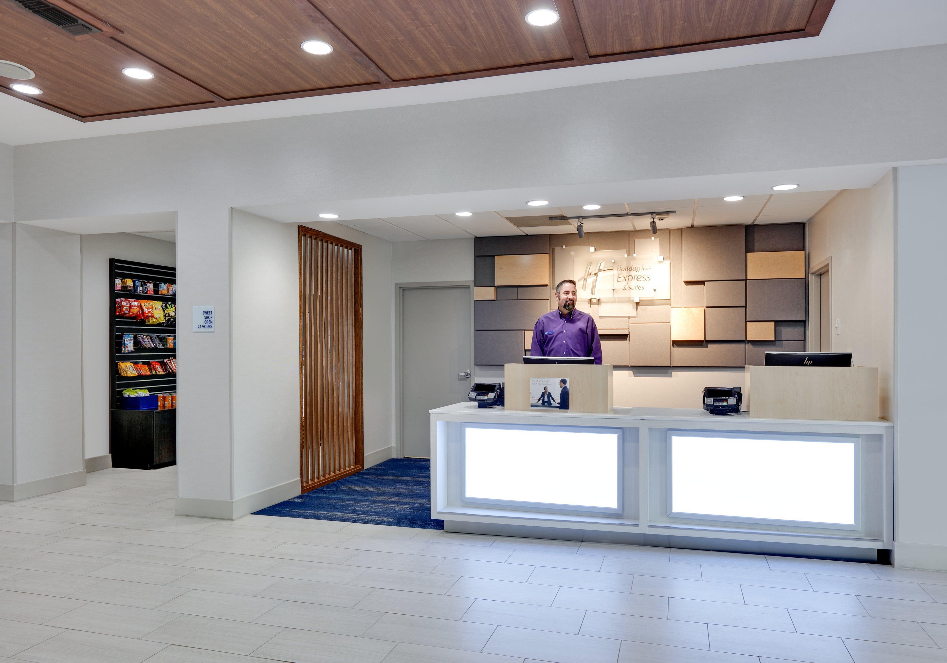 Holiday Inn Express Hotel & Suites Cleburne By Ihg Esterno foto