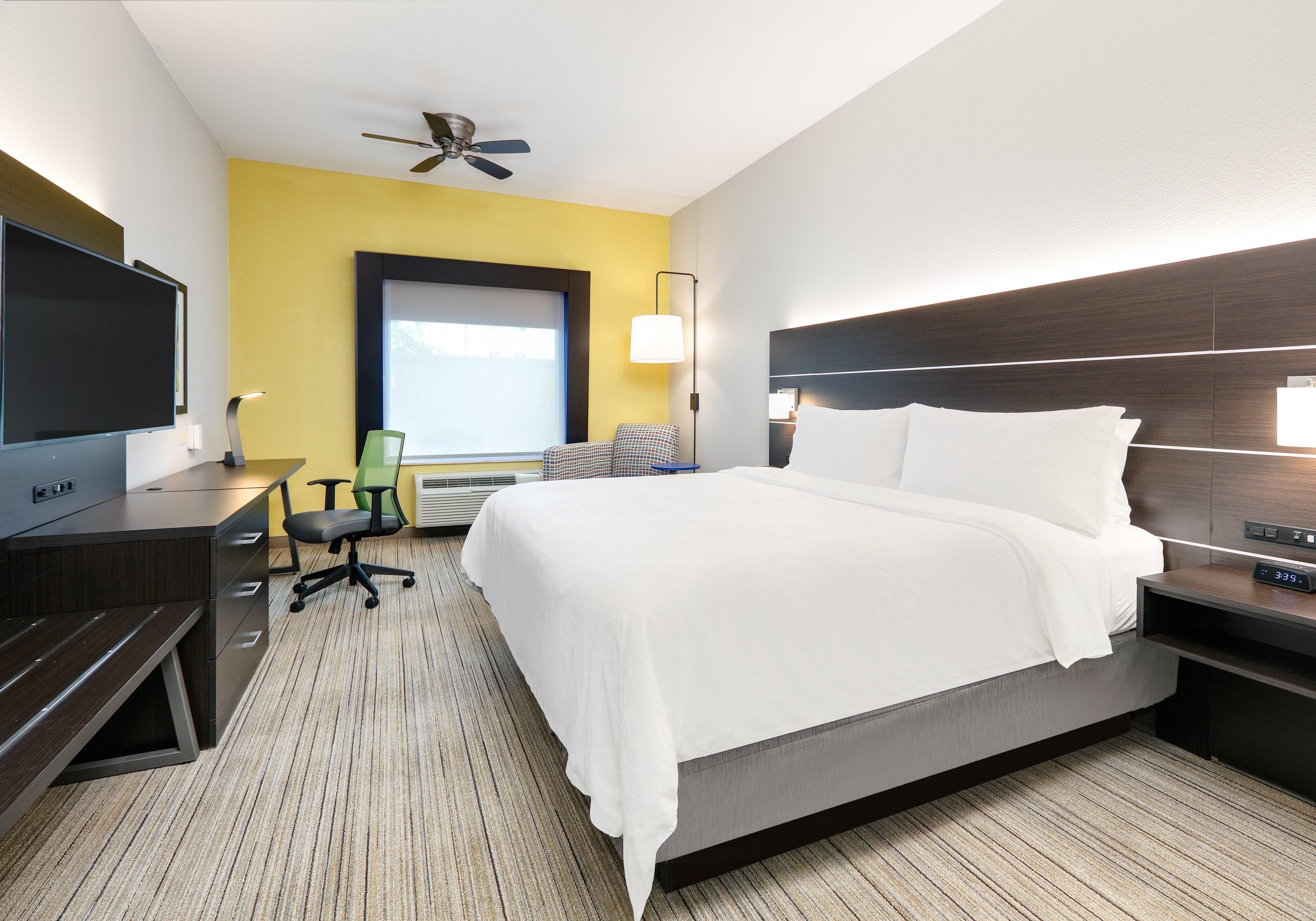 Holiday Inn Express Hotel & Suites Cleburne By Ihg Esterno foto