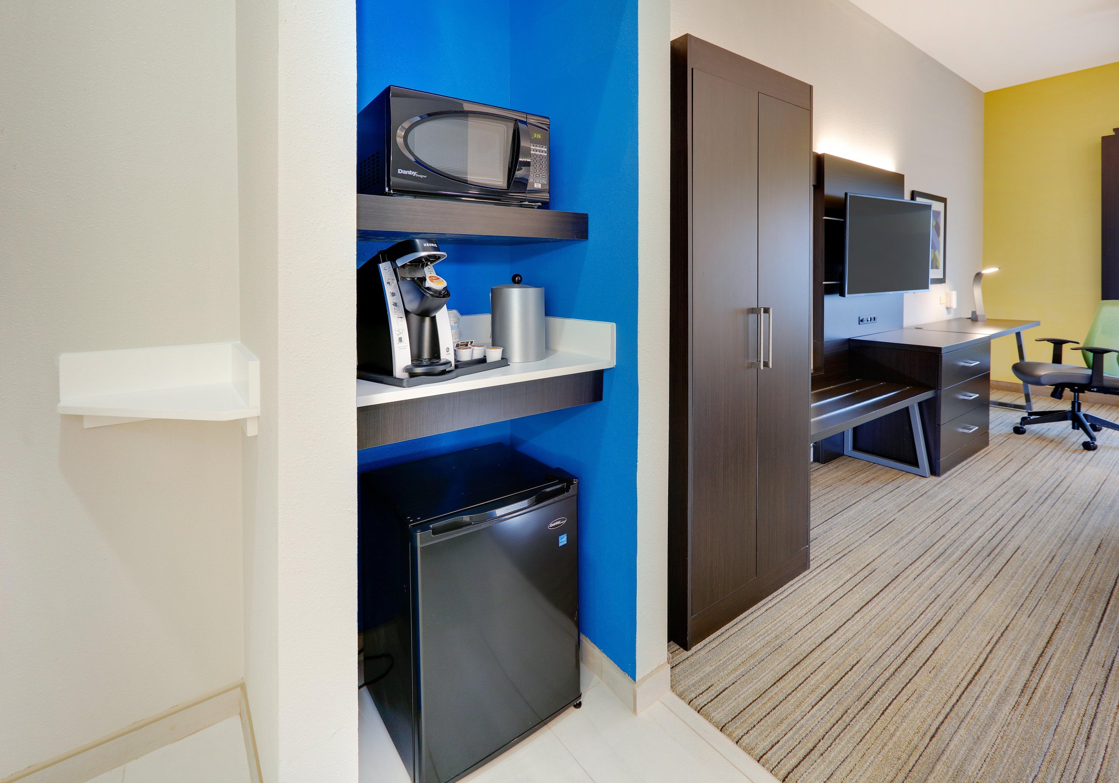 Holiday Inn Express Hotel & Suites Cleburne By Ihg Esterno foto